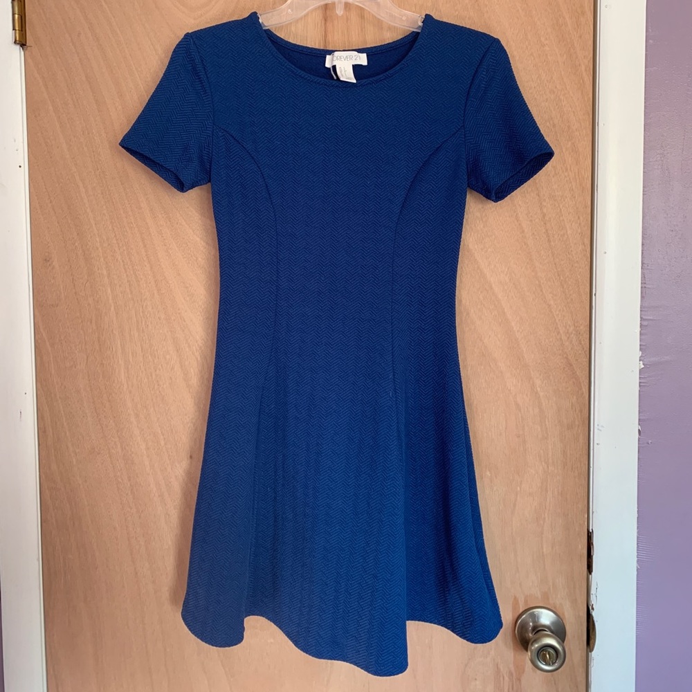 blue dress